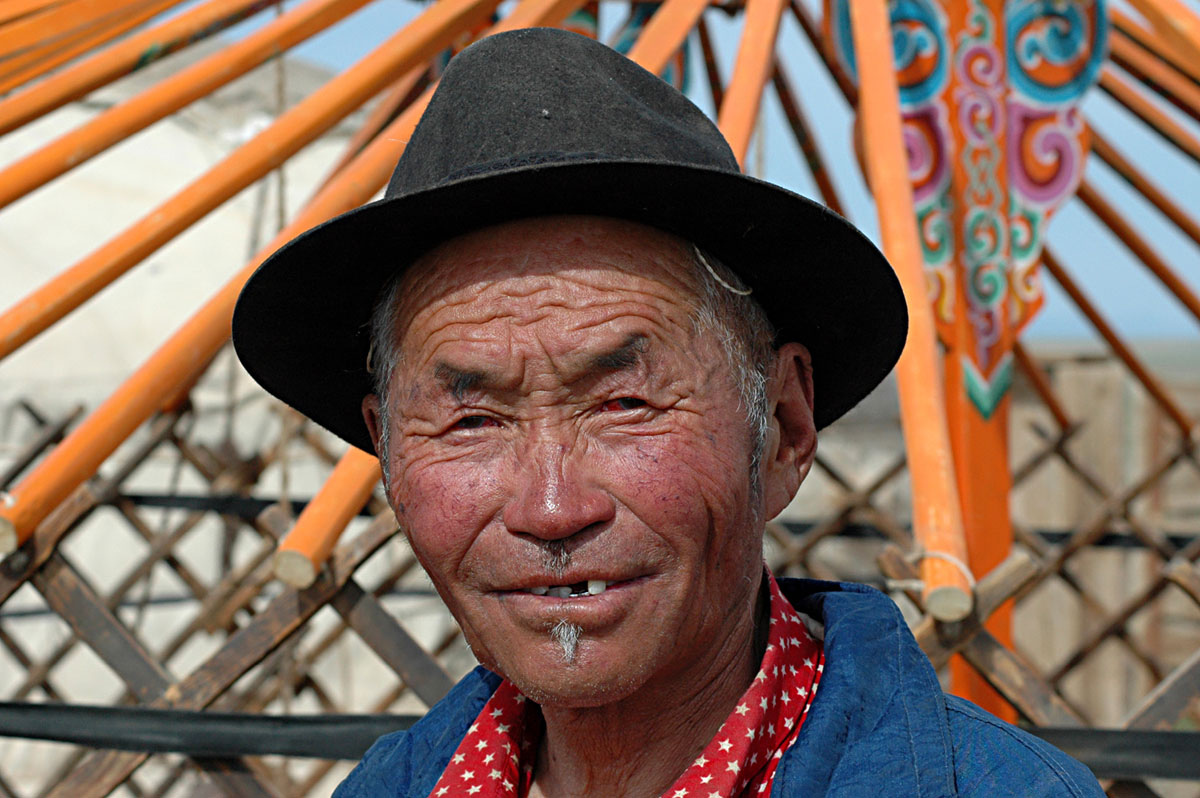 Mongolie - portrait 2005_09 - © Gildas Bellet - Mon petit monde